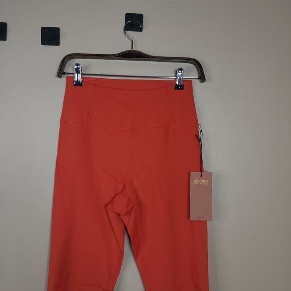 Girlfriend Collective Compressive High-Rise Legging in Tart Size M - Picture 3 of 8